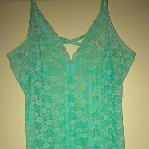 🌺 Aqua all lace nightie!